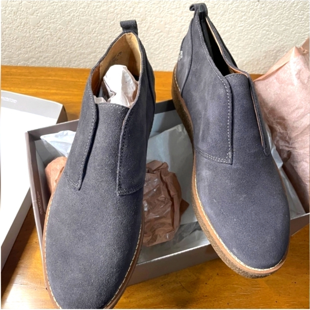 ❣️NWOB GRAY BOOTIES
